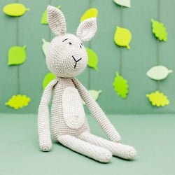 Yarn and Colors Rosie Rabbit Häkelpaket 004 Birch