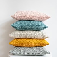 Yarn and Colors Moss and Cross Cushion Strickpaket 3