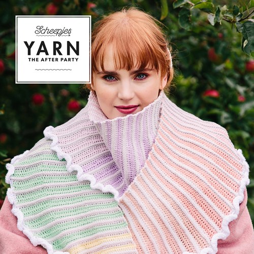 YARN The After Party nr.157 Rainbow Crescent Scarf DE-3